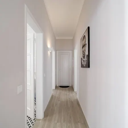 Spacious Stylish 아파트 *